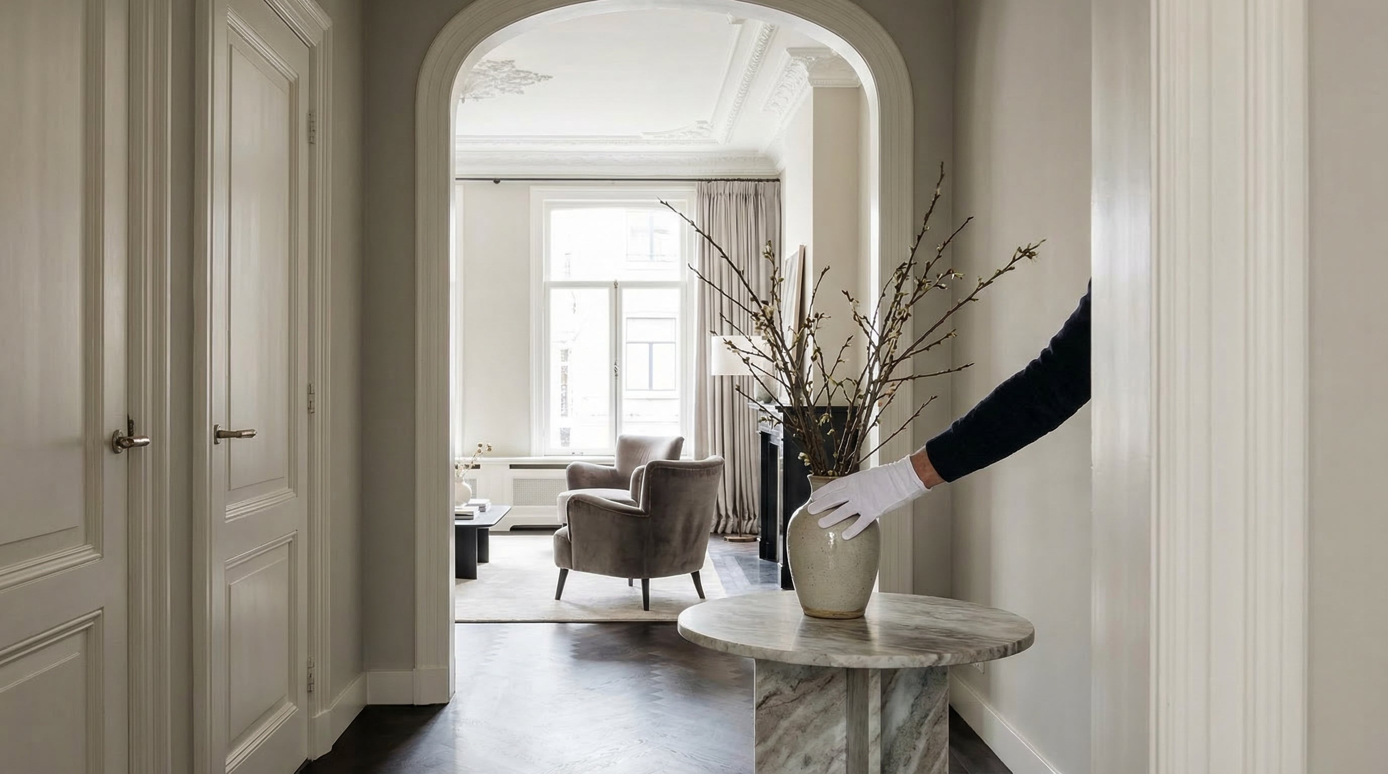 Meubels bezorgd tot in huis — de witte handschoenservice