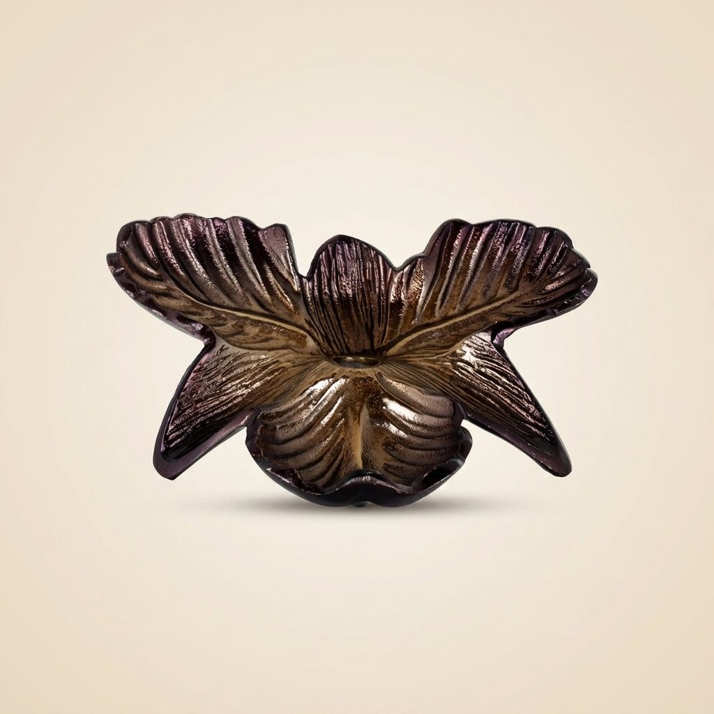Candle holder Blossom bronze