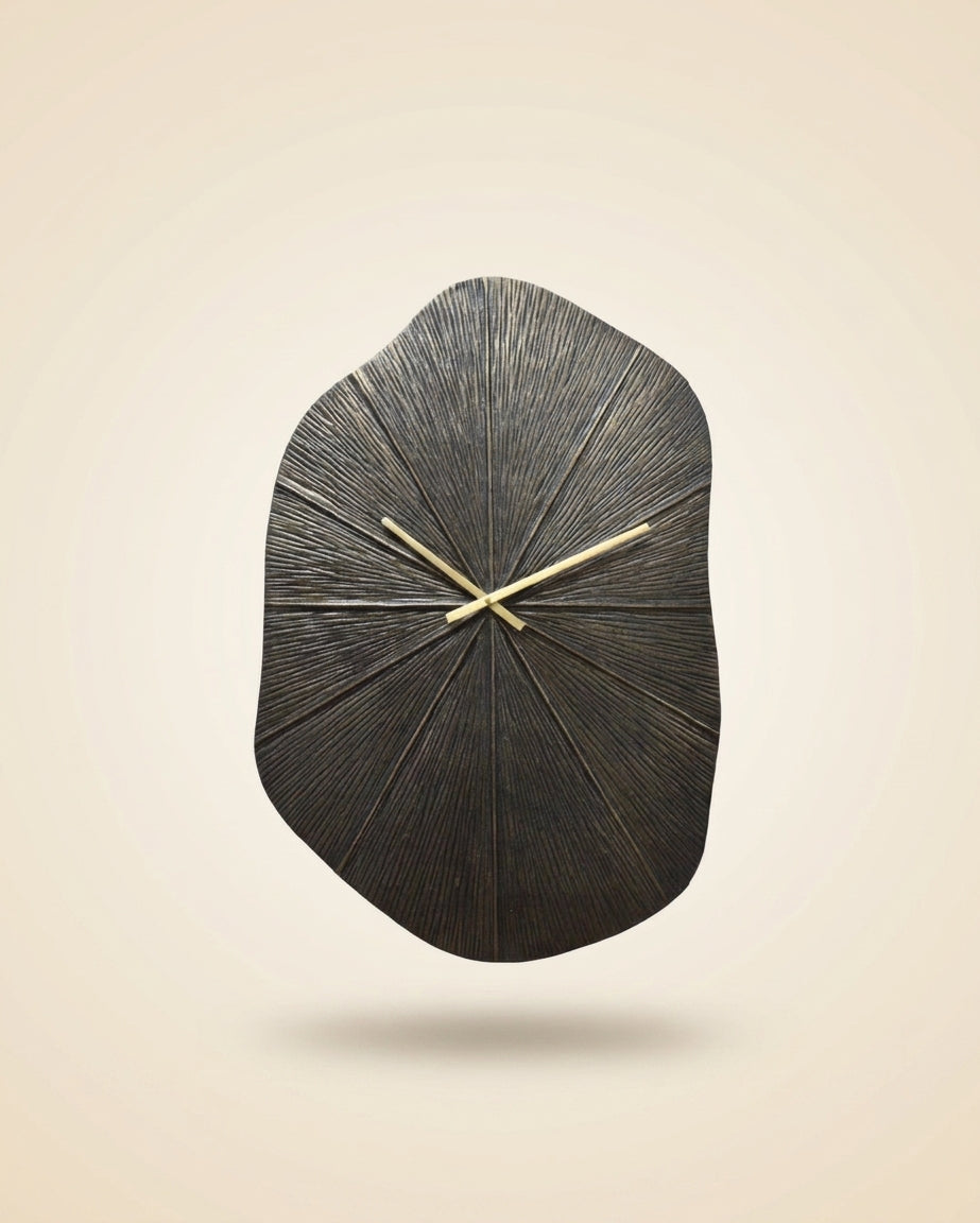 Klok Livine Bronze