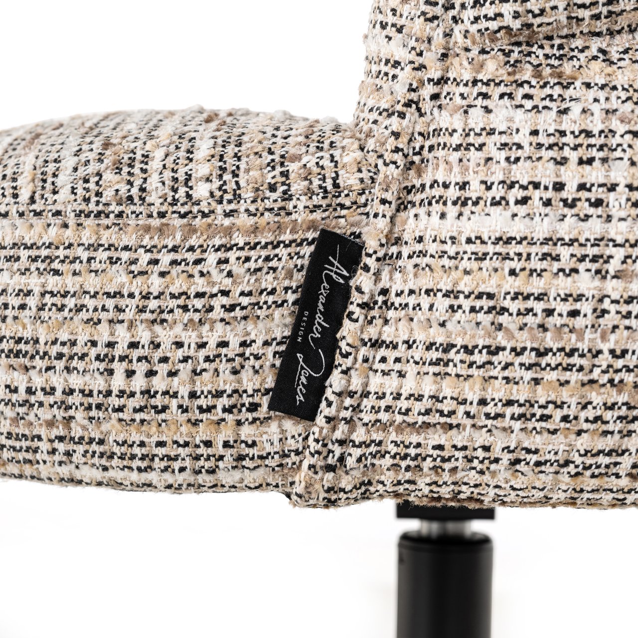 Eetkamerstoel Alexander Jones Beige Coco Swivel (chadwick)