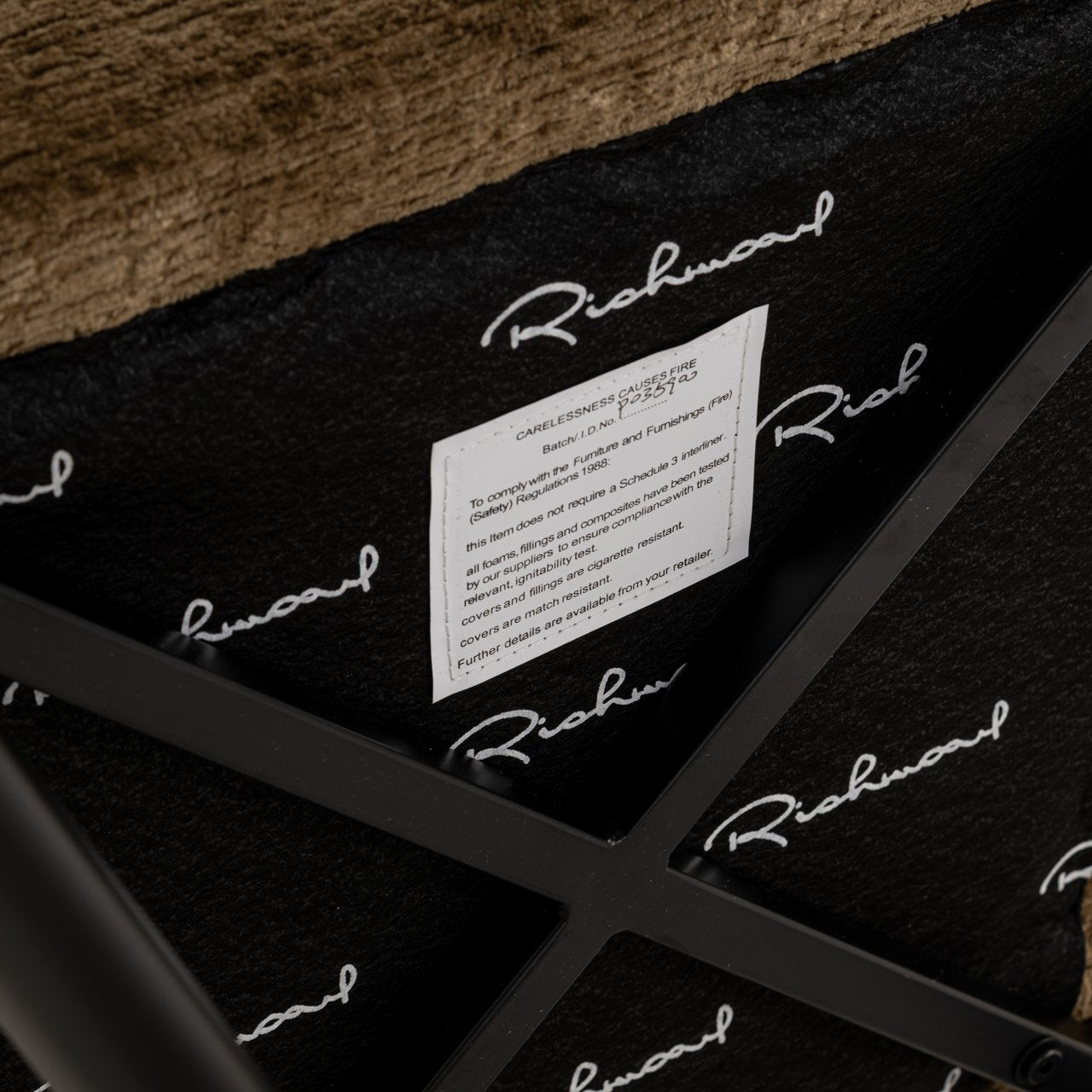 Eetkamerstoel Taylor Brandy Fusion Fire Retardant