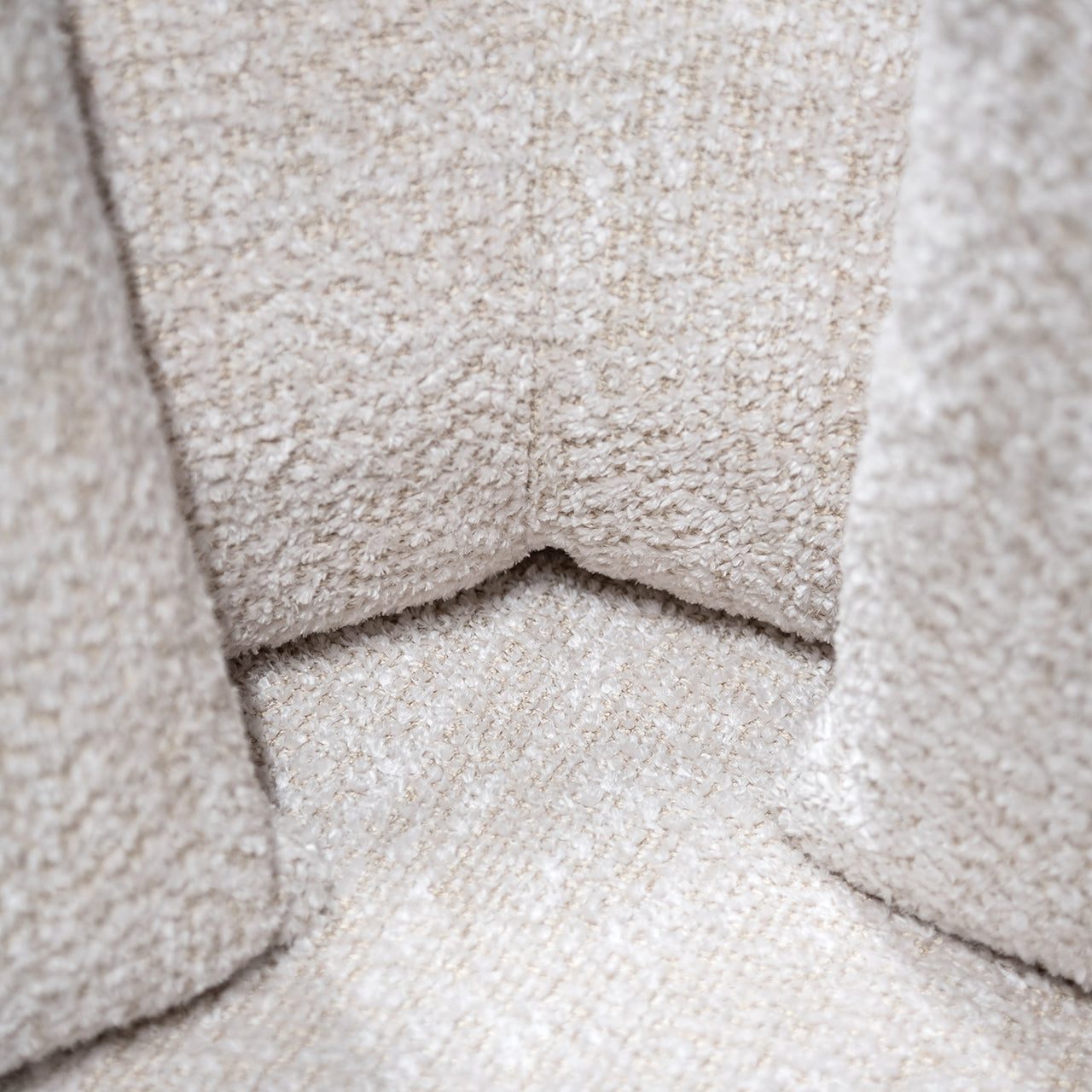 S5160_LOVELY_CREAM-11.jpg